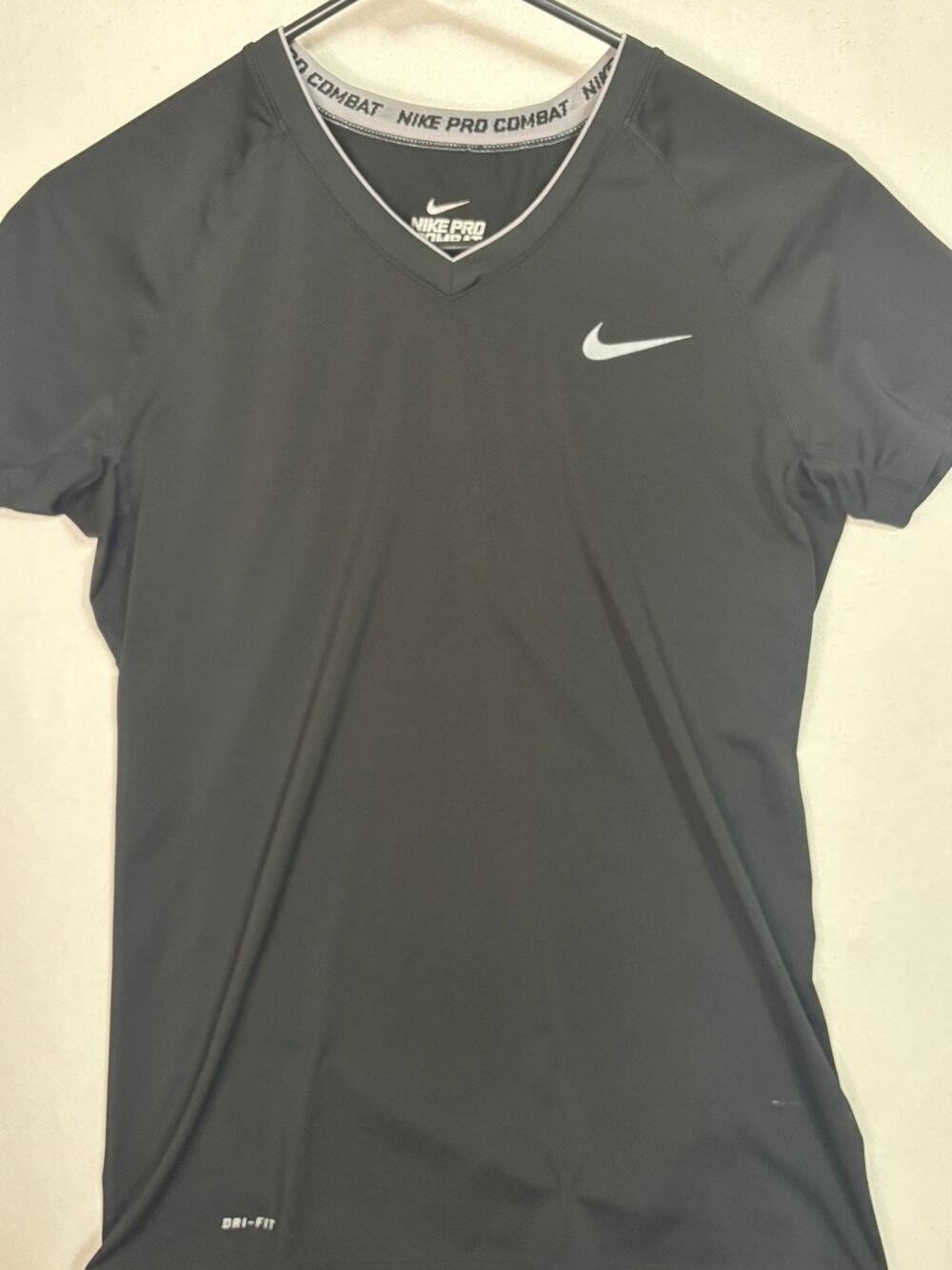 Women’s Size Medium Nike Pro Combat Dry Fit T Shirt Black